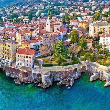 Lägenhet Hela By Interhome *